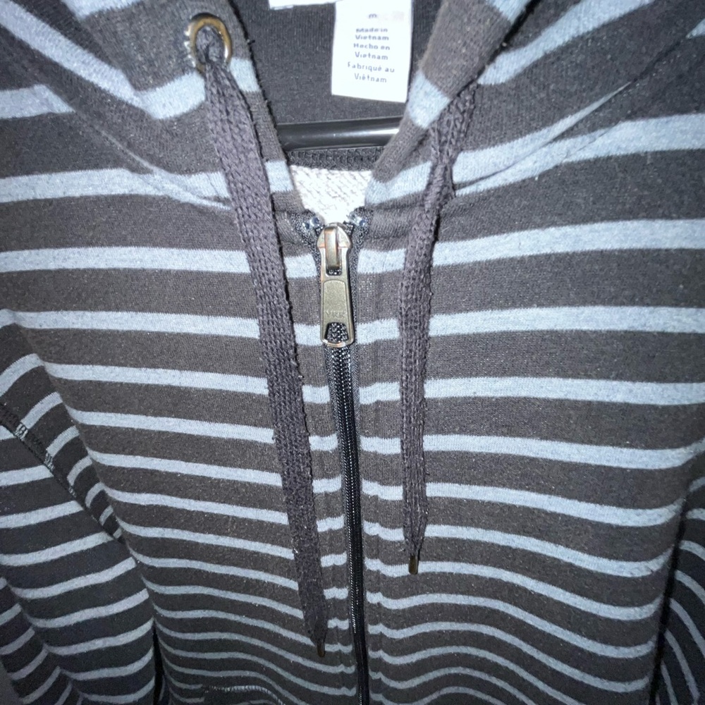 Amazon essentials strip zip up hoodie.